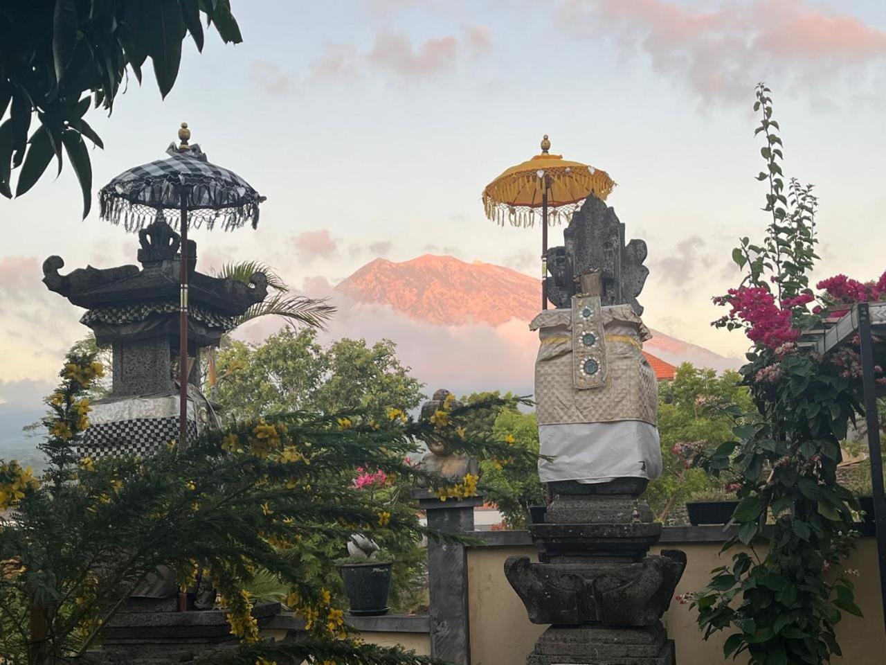 Villa Omah Semar Tulamben  Bagian luar foto